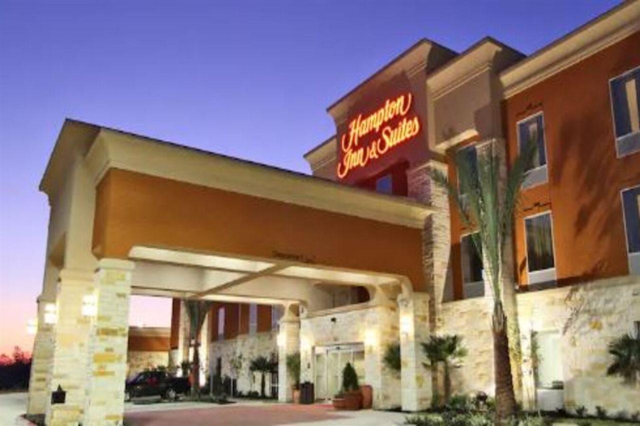 Hampton Inn & Suites Winnie Exterior foto